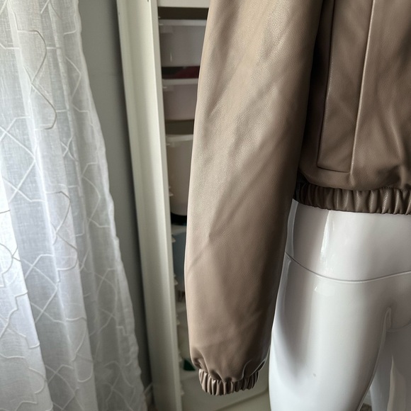 Abercrombie & Fitch Women's Taupe Bomber Jacket - Picture 6 of 8